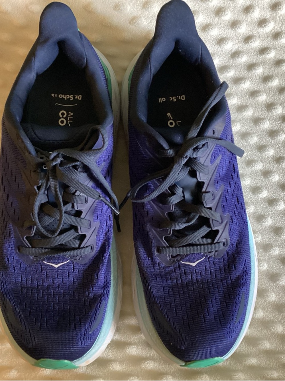 Hoka One One Clifton 8